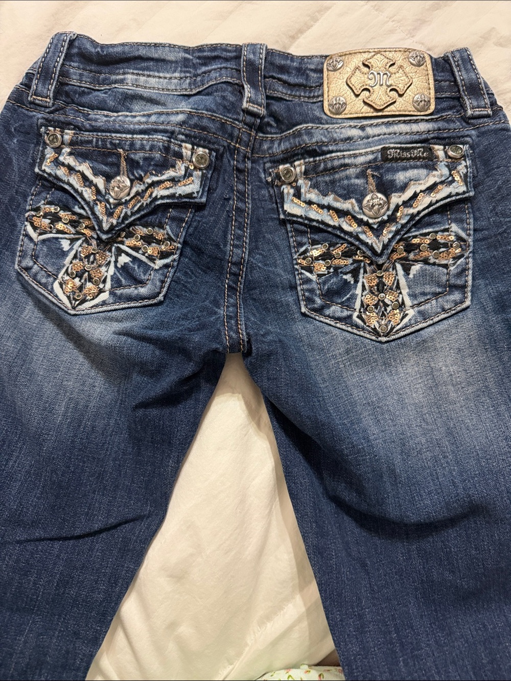 Miss Me Women's Medium Blue Washed Skinny Jeans size 26 x 25-1/2” inseam. - Picture 4 of 6